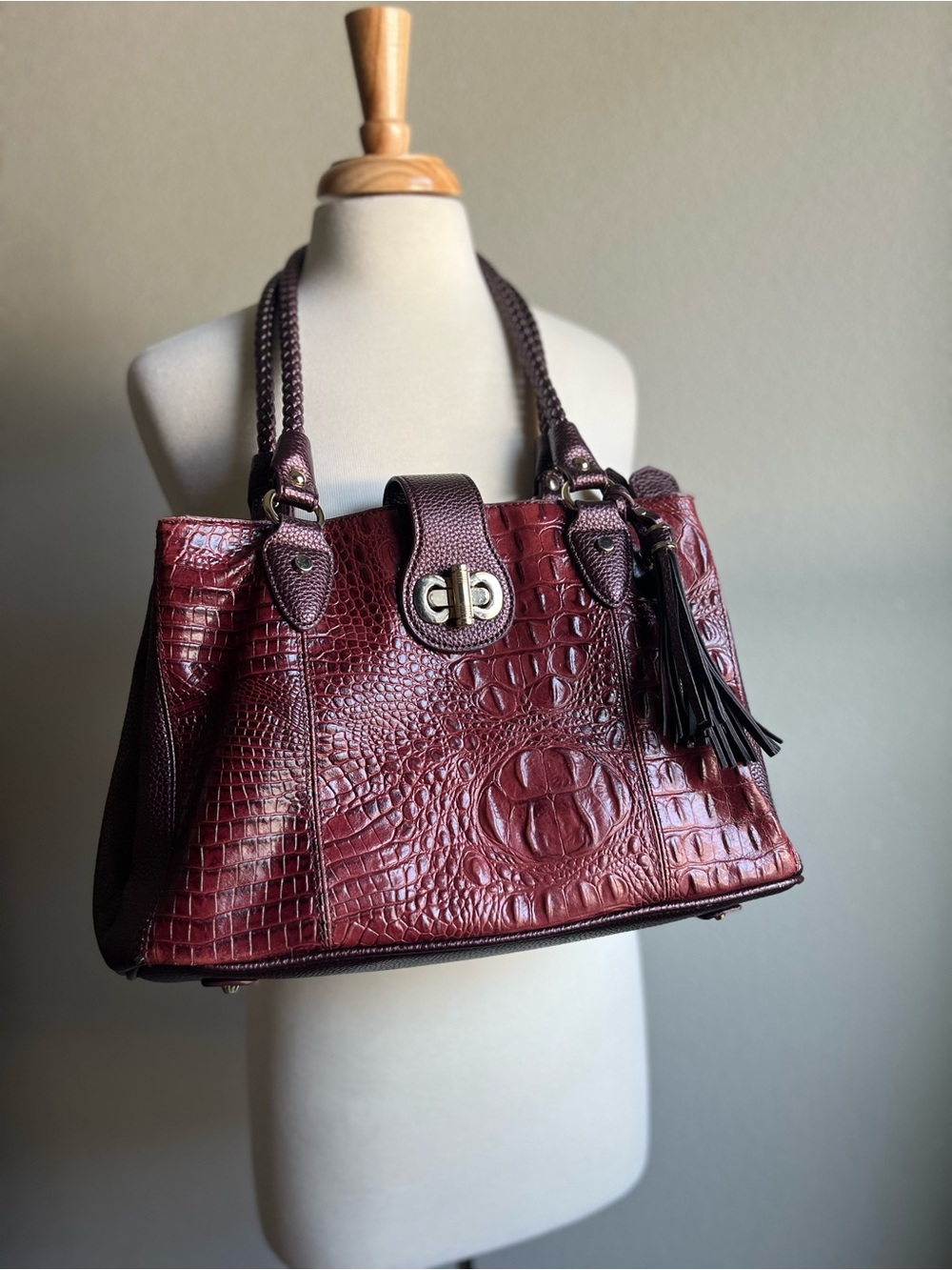 Vintage Y2K Madi Claire Burgundy Alligator Embossed Satchel Top Handle